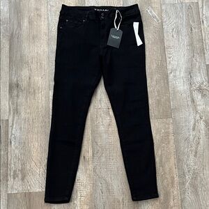 Tahari Women's Classic Black Skinny Jeans